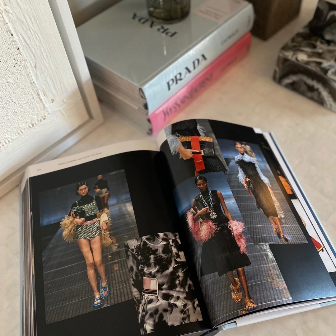 CLAYTON GRAY HOME Catwalk Prada Book 4 CLAYTON GRAY HOME Catwalk Prada Book