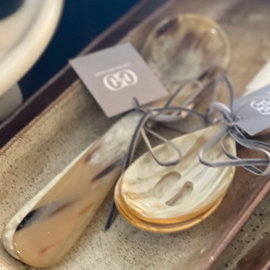 Blue Pheasant Halette Natural Serving Set 2 Blue Pheasant Halette Natural Serving Set