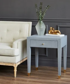 Bungalow 5 Misia Statue Gold