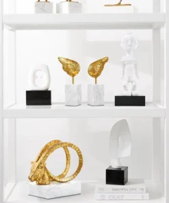 Bungalow 5 Spiral Horn Statue