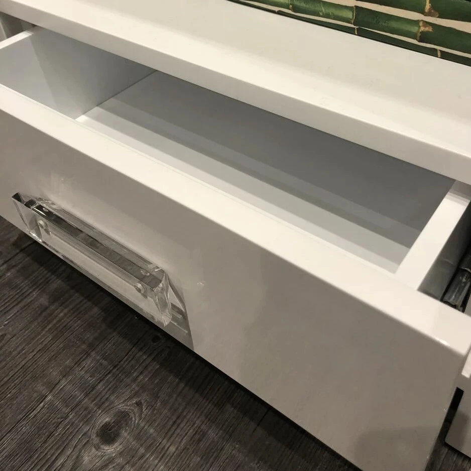 Worlds Away Winnie Side Table White Lacquer 3 Worlds Away Winnie Side Table White Lacquer